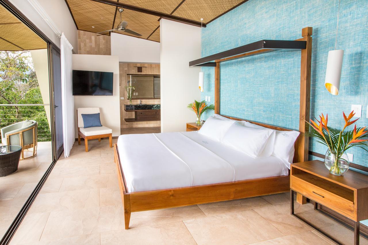 אוחוצ'אל Hotel Three Sixty - Adults Only מראה חיצוני תמונה